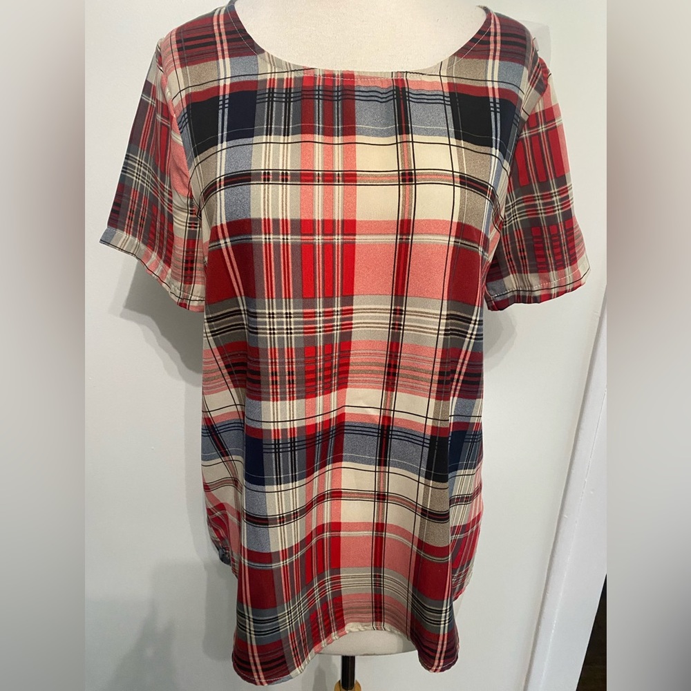 BOBEAU Red/Multi-Color Plaid Top -Size (M)